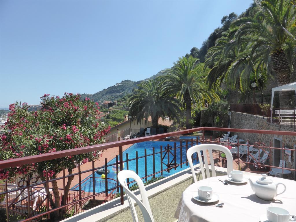 Residence Green Park Ventimiglia Exterior foto