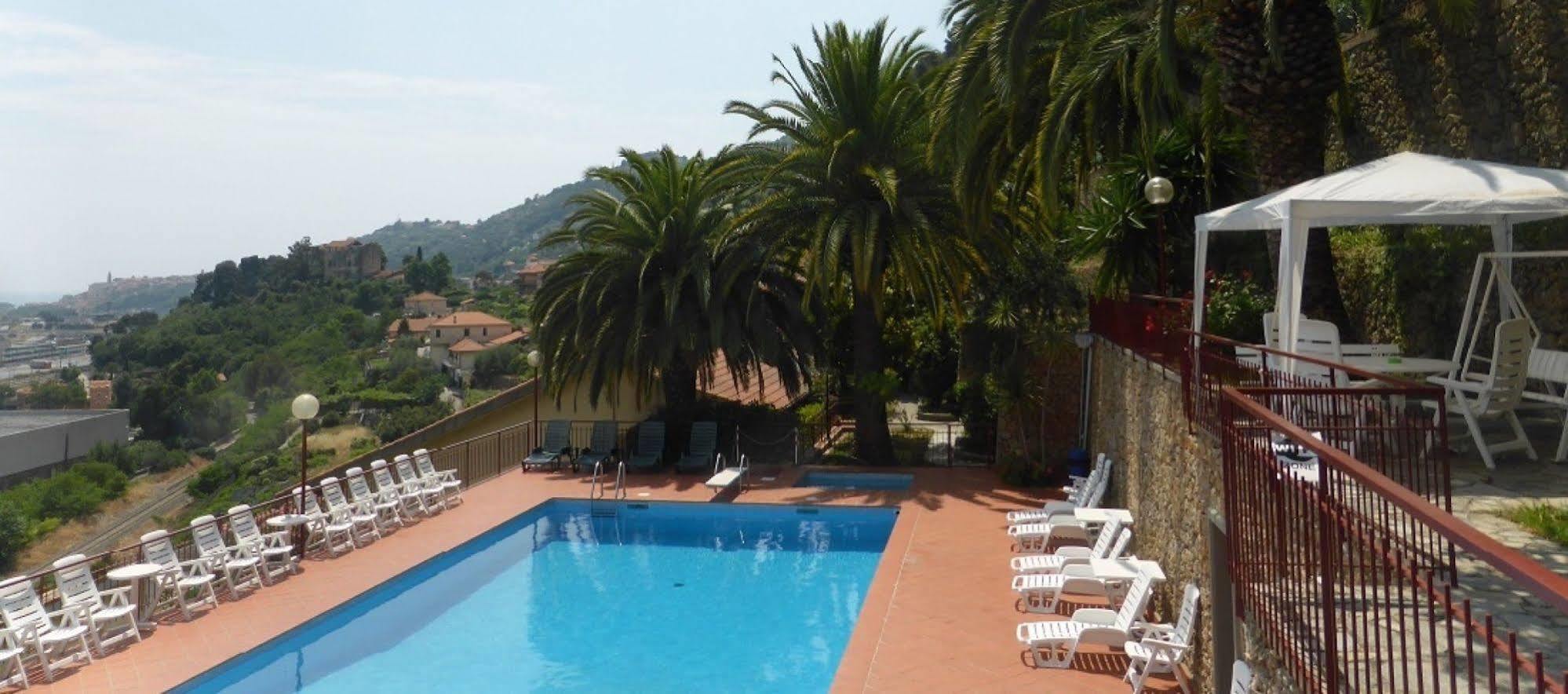 Residence Green Park Ventimiglia Exterior foto